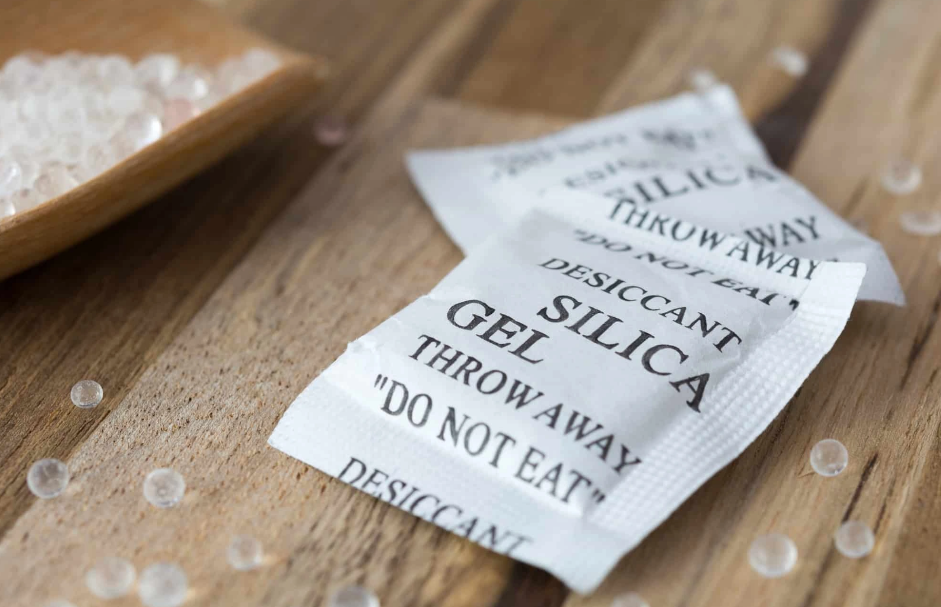 Silica gel packet